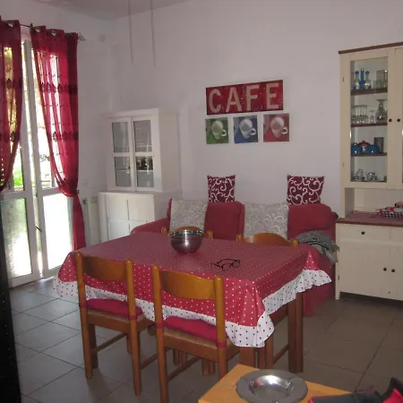 Appartamento Lido Di Dante Apartment *